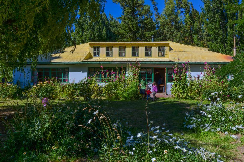 Отель Hosteria De La Patagonia Чиле-Чико Экстерьер фото